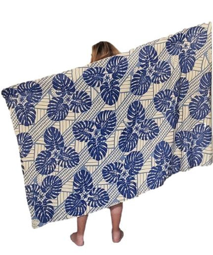 Full Sarong - Lauhala/Monstera - Classic Blue - Sunlight - Denim